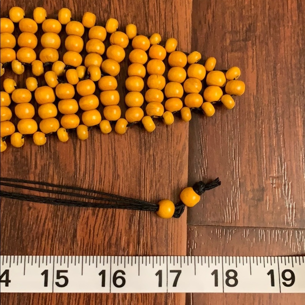 🌻🧡 Handmade V Wooden Statement Necklace - Picture 6 of 7